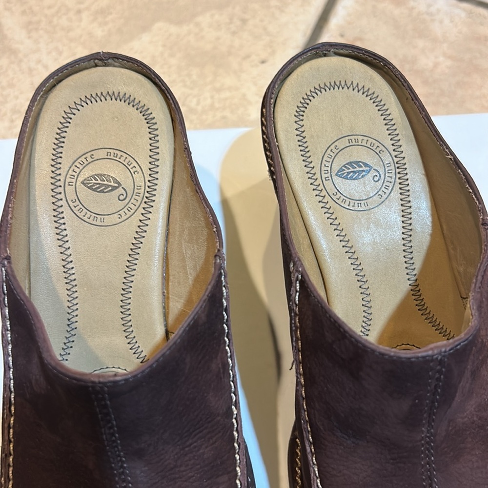 Nurture Voyage Clogs or slip on, Size 7 1/2M, Leather upper, Made in Brazil, NEW - Picture 2 of 11
